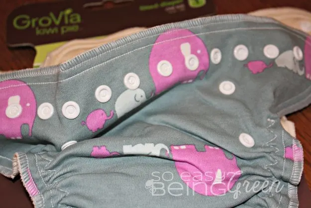 One size fitted cloth diapers